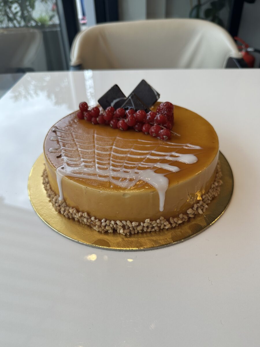 Salted Caramel Cake